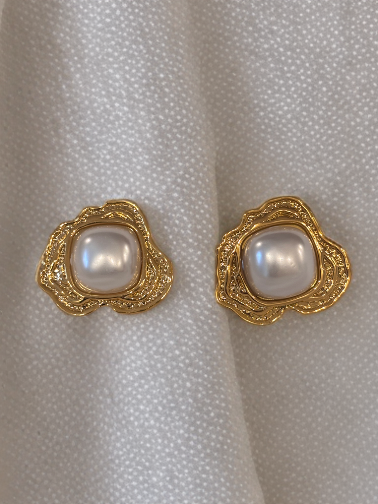 NOYA_ Orecchini con pietra bianca