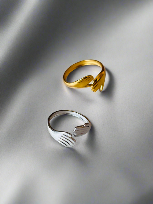 NOYA_ Anelli A forma d‘abbraccio