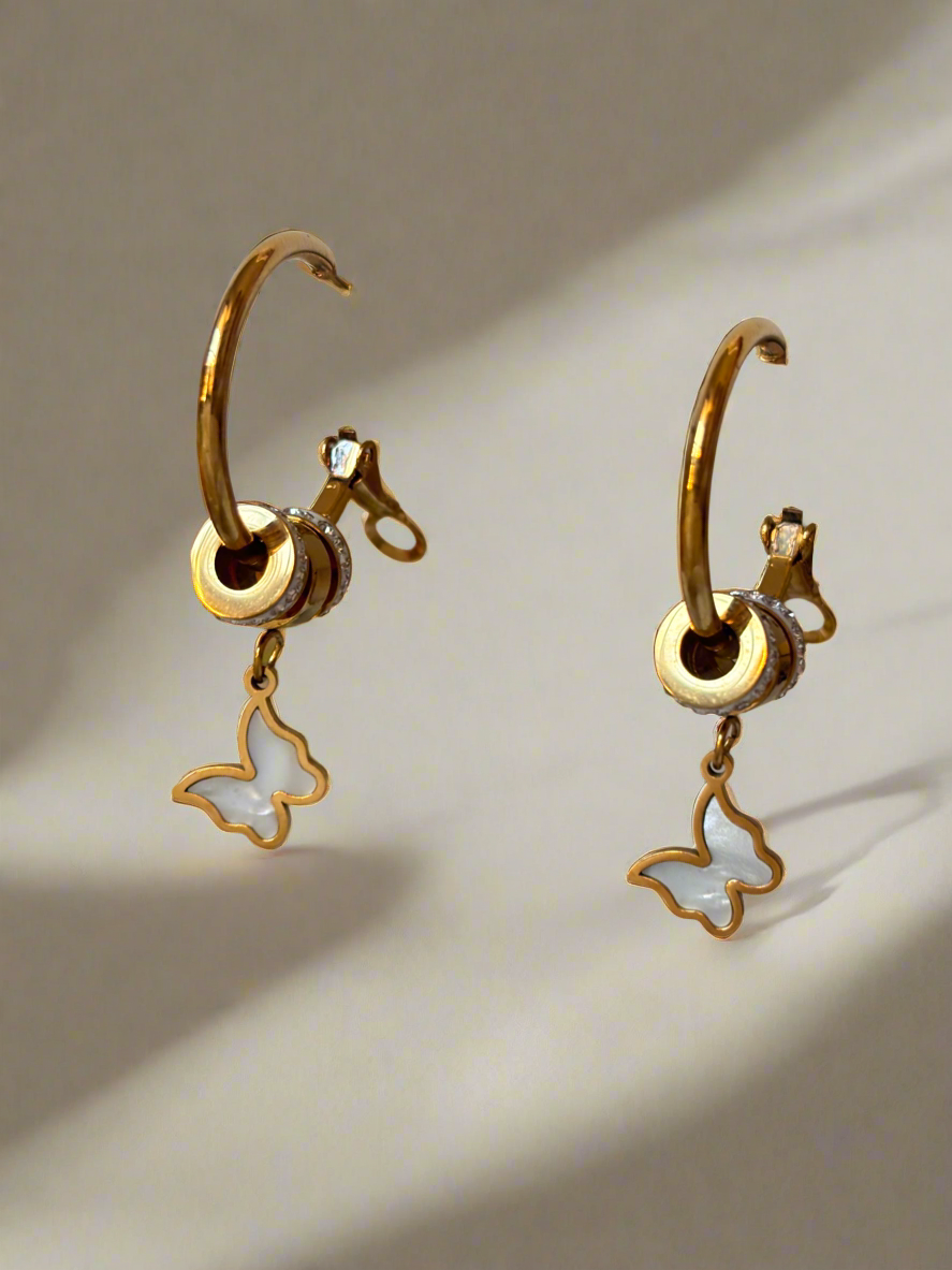 NOYA _ Orecchini a forma di farfalla